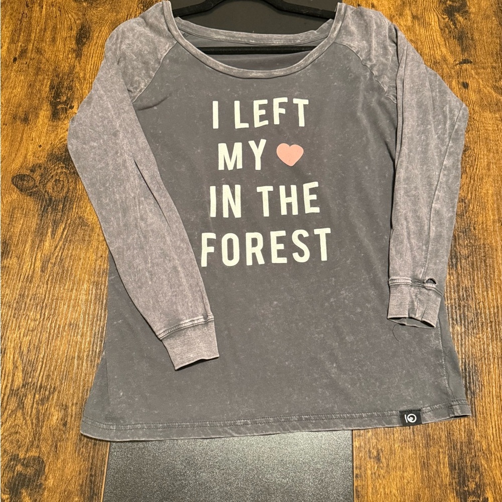 tentree Gray/Pink Raglan Tee with Heart Print